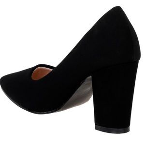 Lane Bryant Black block heel. Size 11.